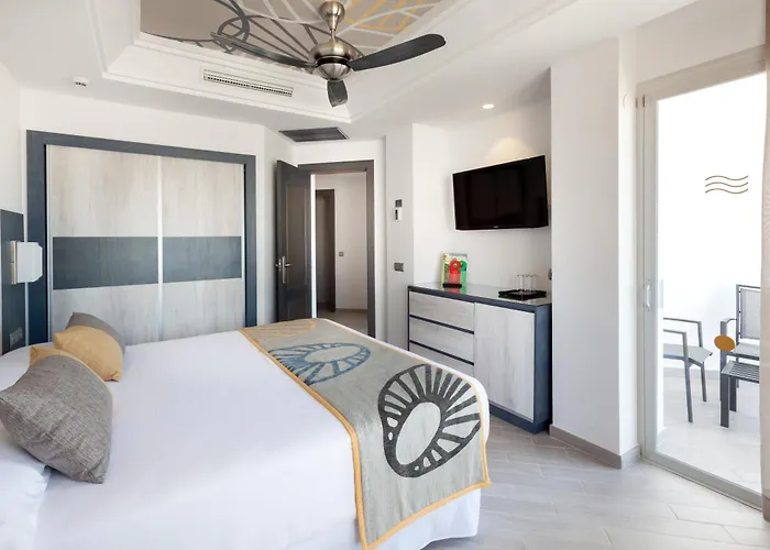 Riu Chiclana 호텔 4*